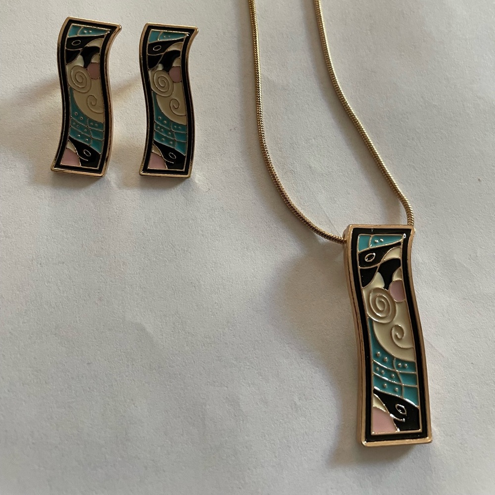 Enamel necklace and earrings set. New! Great condition.